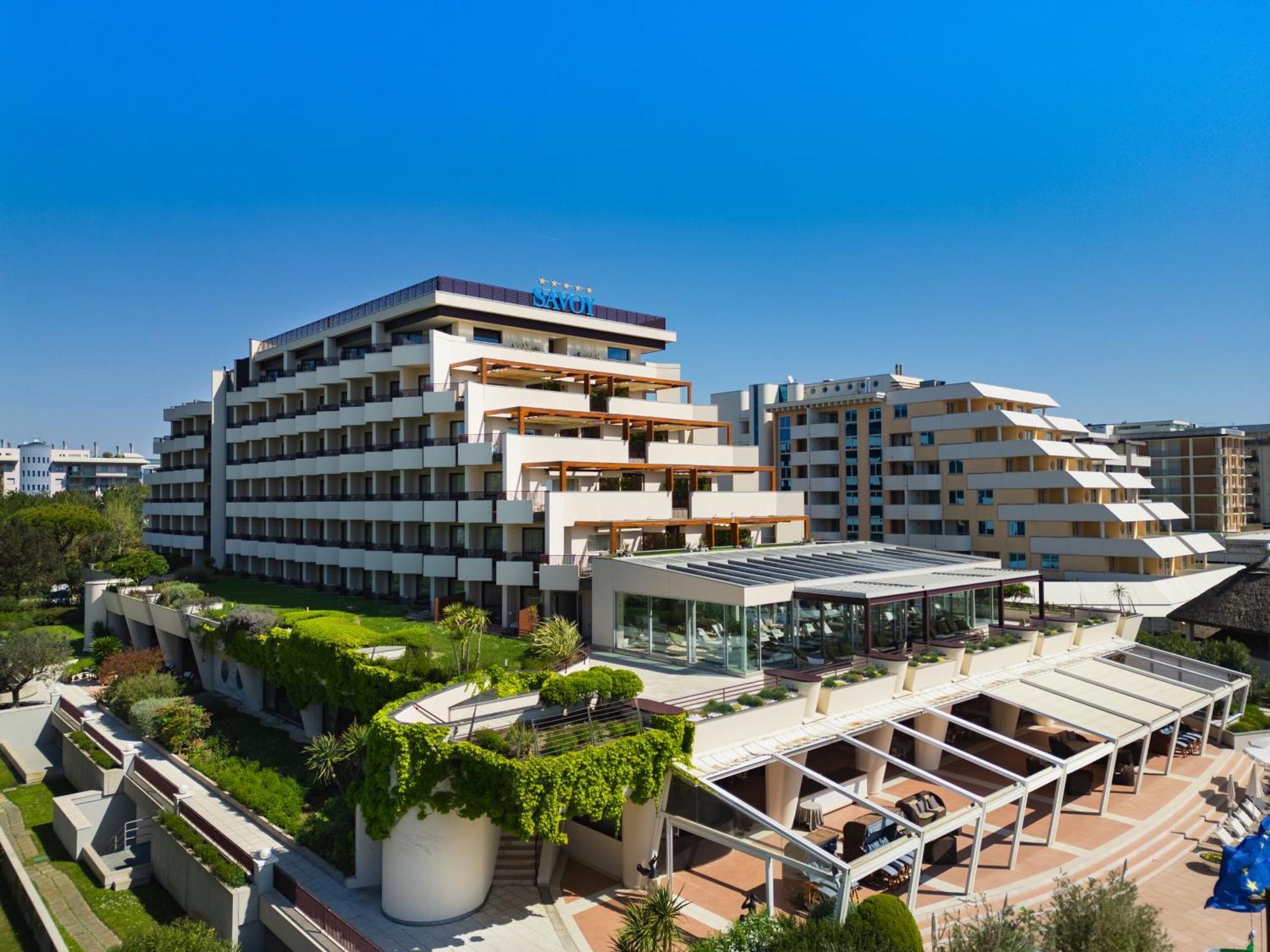 Savoy Beach Hotel & Thermal Spa Bibione Eksteriør billede The campus of the University of Piraeus